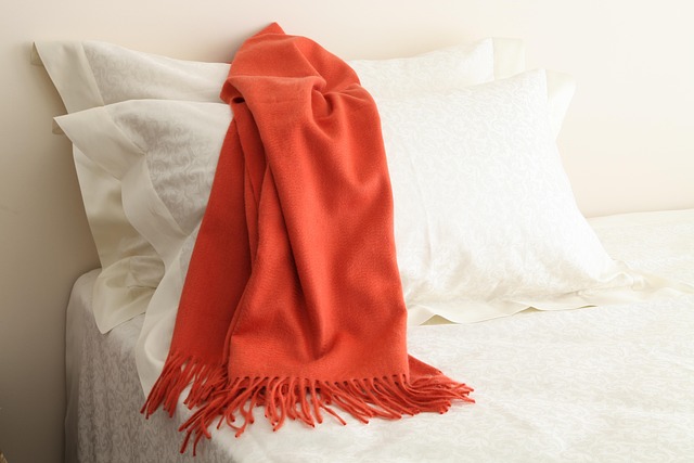 産後の冷えを予防するのにはマフラーなどを活用する