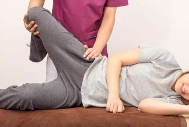 腰が痛いからといって腰周辺の筋肉だけをほぐしてもよくはならない